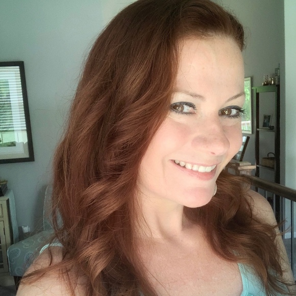 Meet your Posher, Stacey - Picture 1 of 1